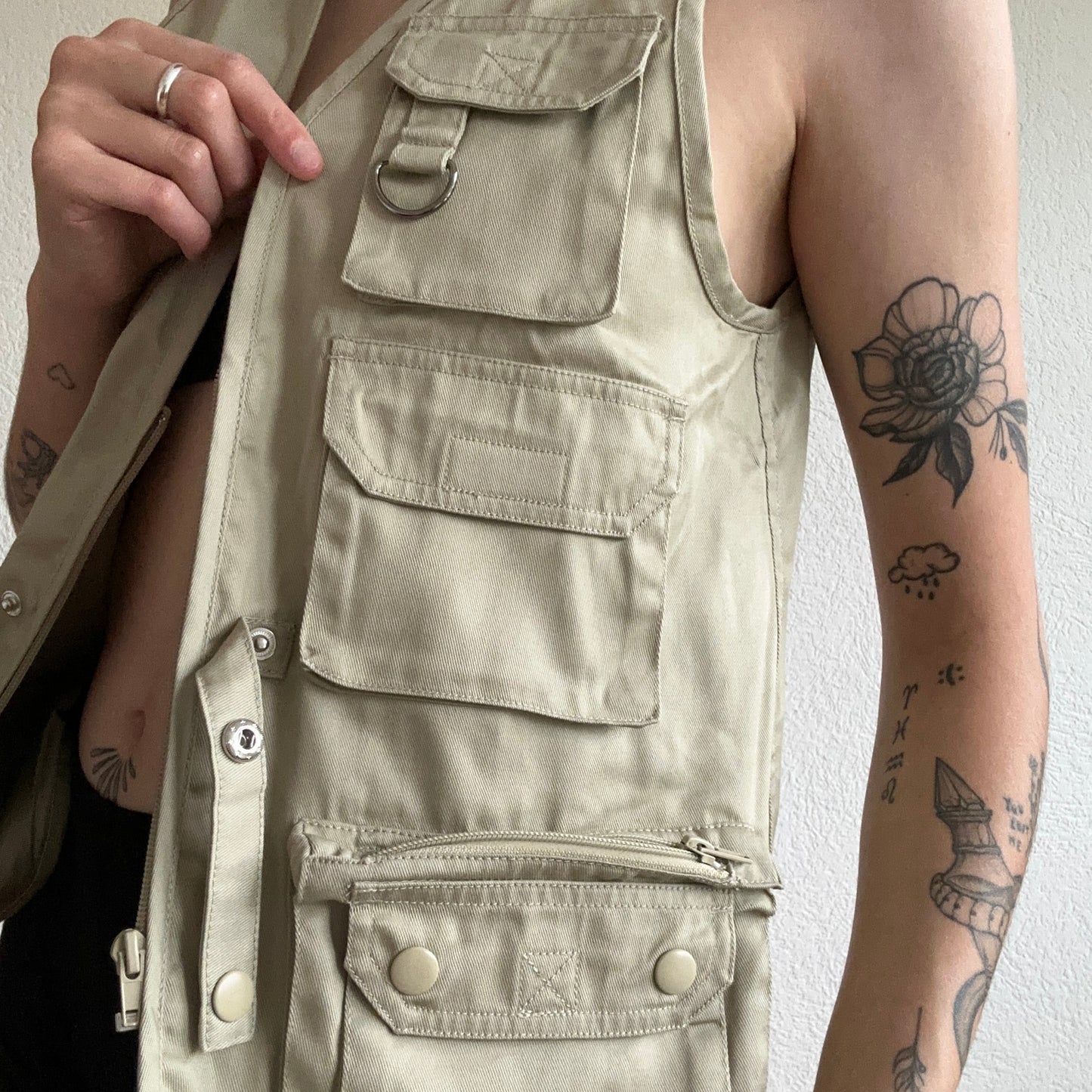 Beige Vest | Bern