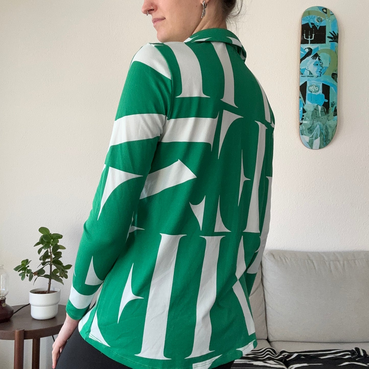 Green and white Longsleeve | Bern