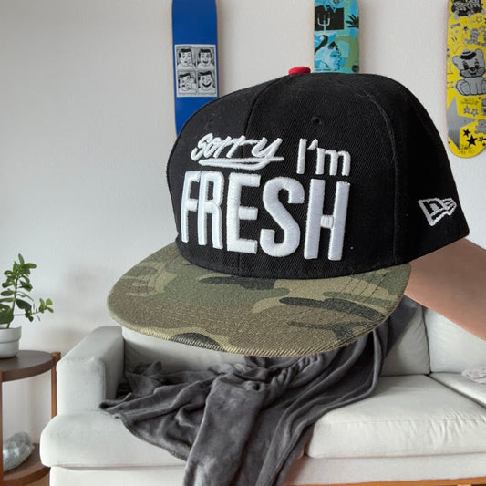 Chapeau noir et vert