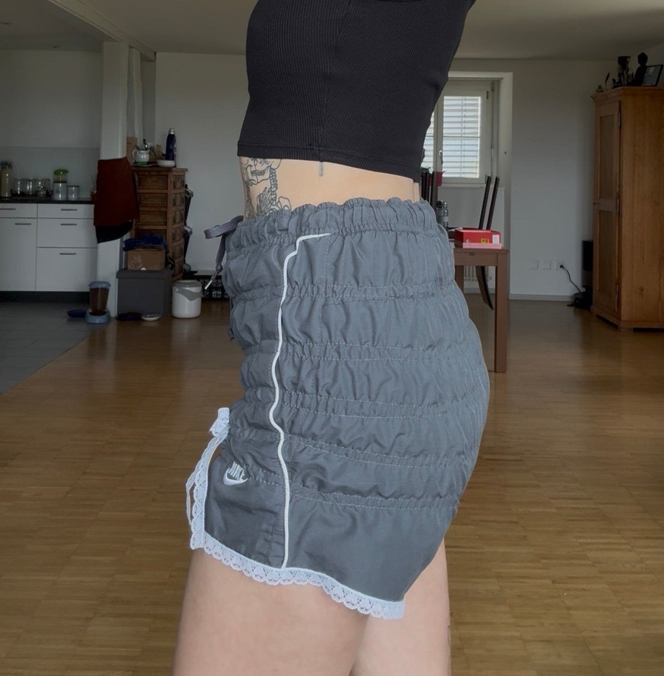 Nike Shorts mit Spitzendetails