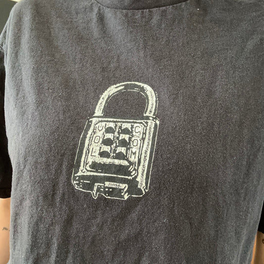 Reworked cropped black Volcom Shirt | Bern