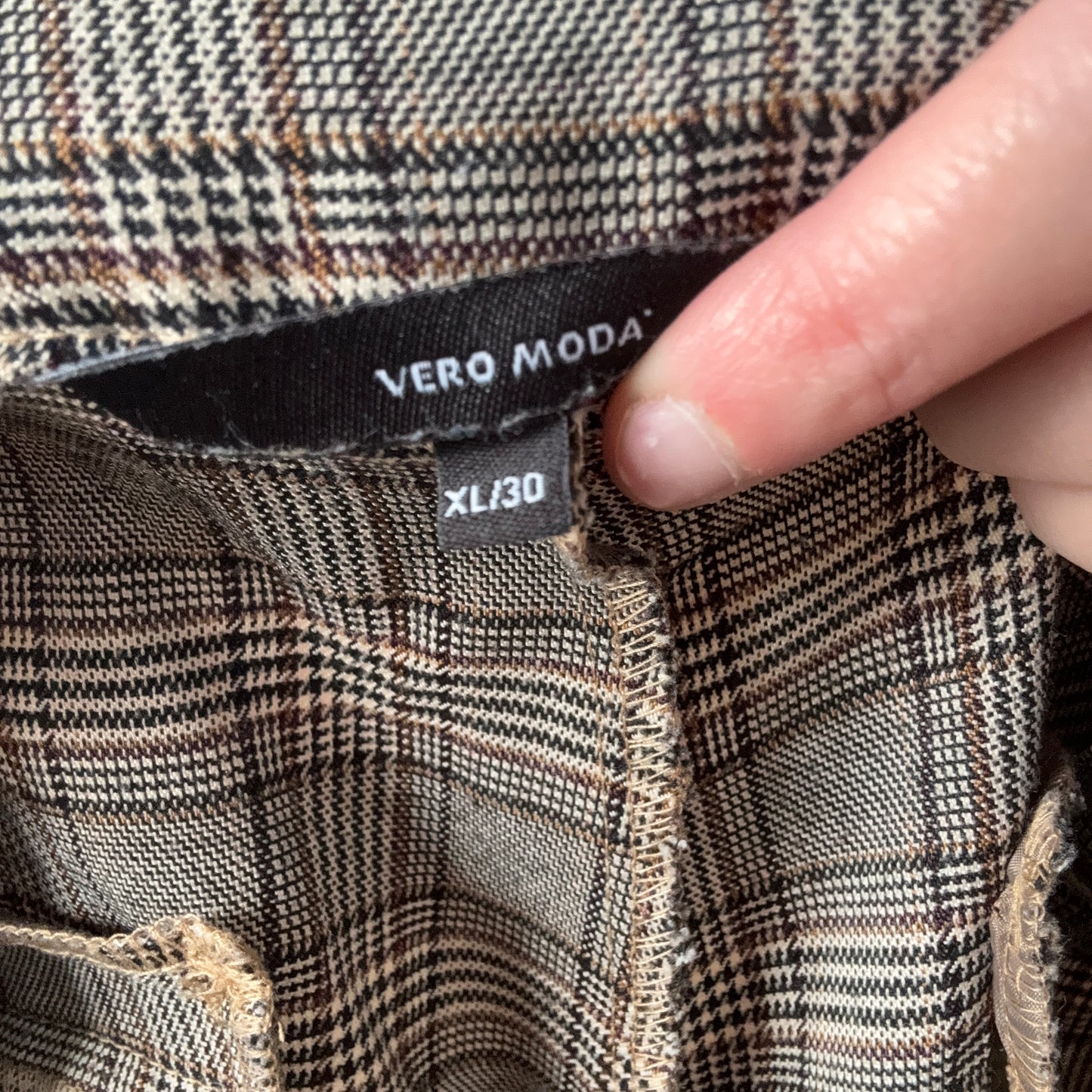 Beige Pants with brown and beige stripes | Bern