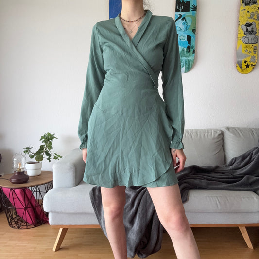 Green Dress | Bern