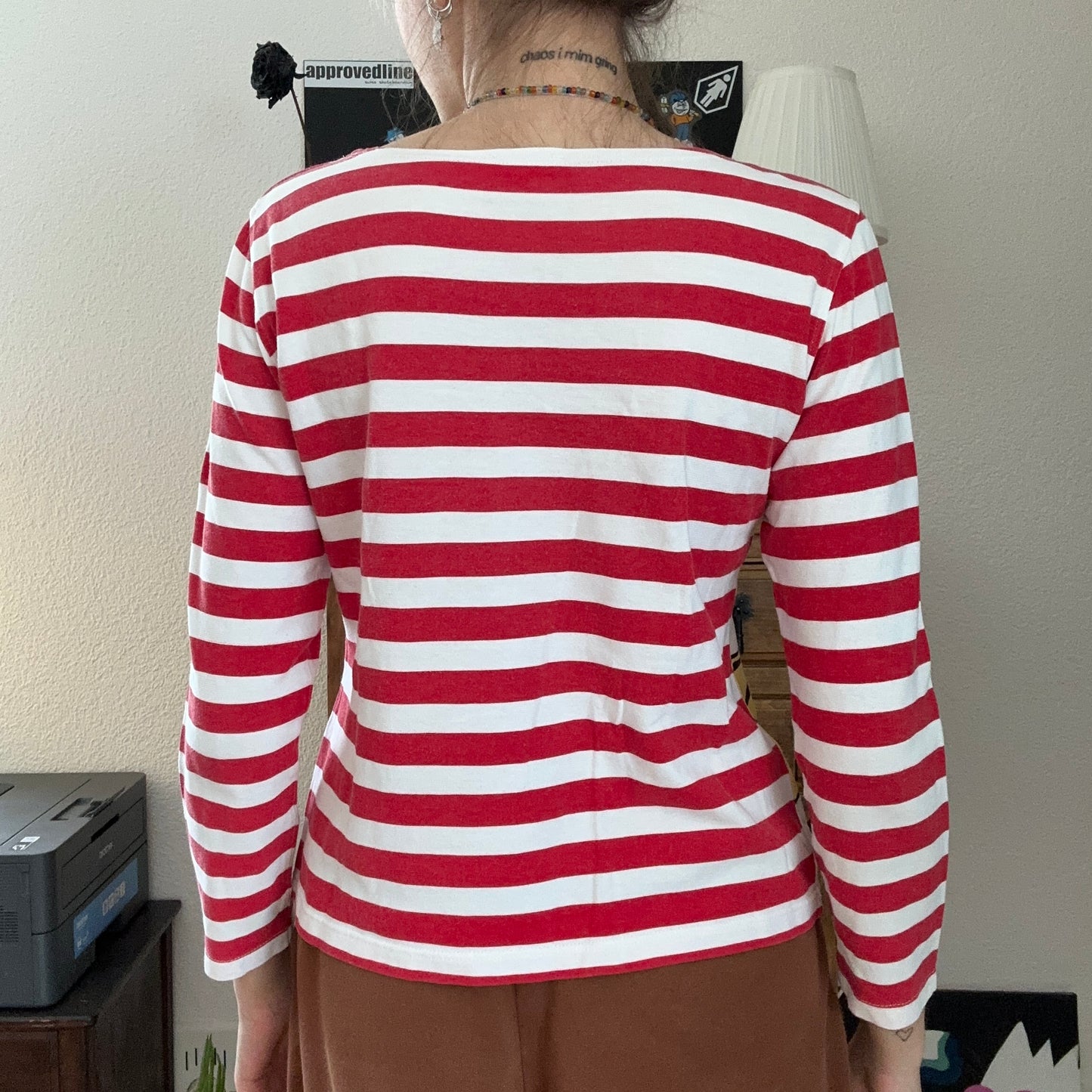 White Longsleeve with red Stripes and fun front print