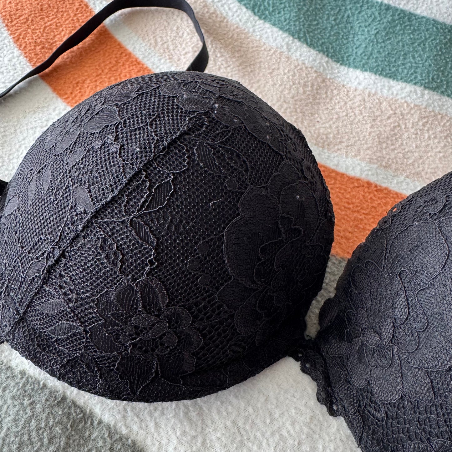 Black Bra | Bern
