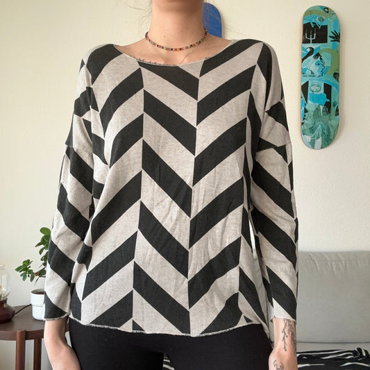 Black and white striped Longsleeve
