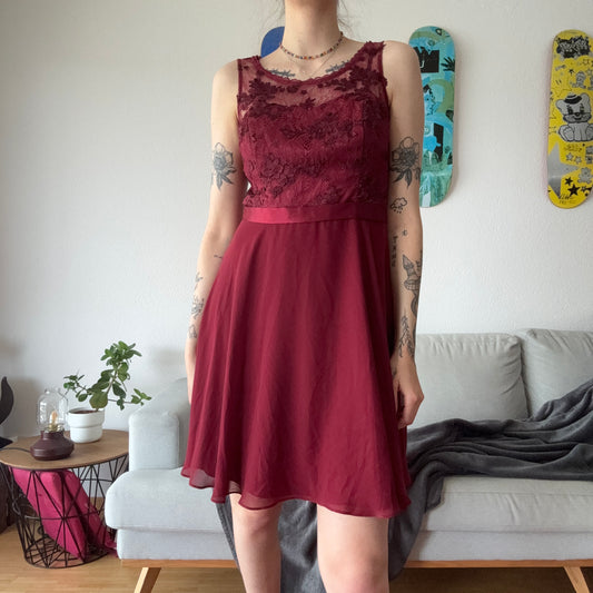 Red Dress | Bern