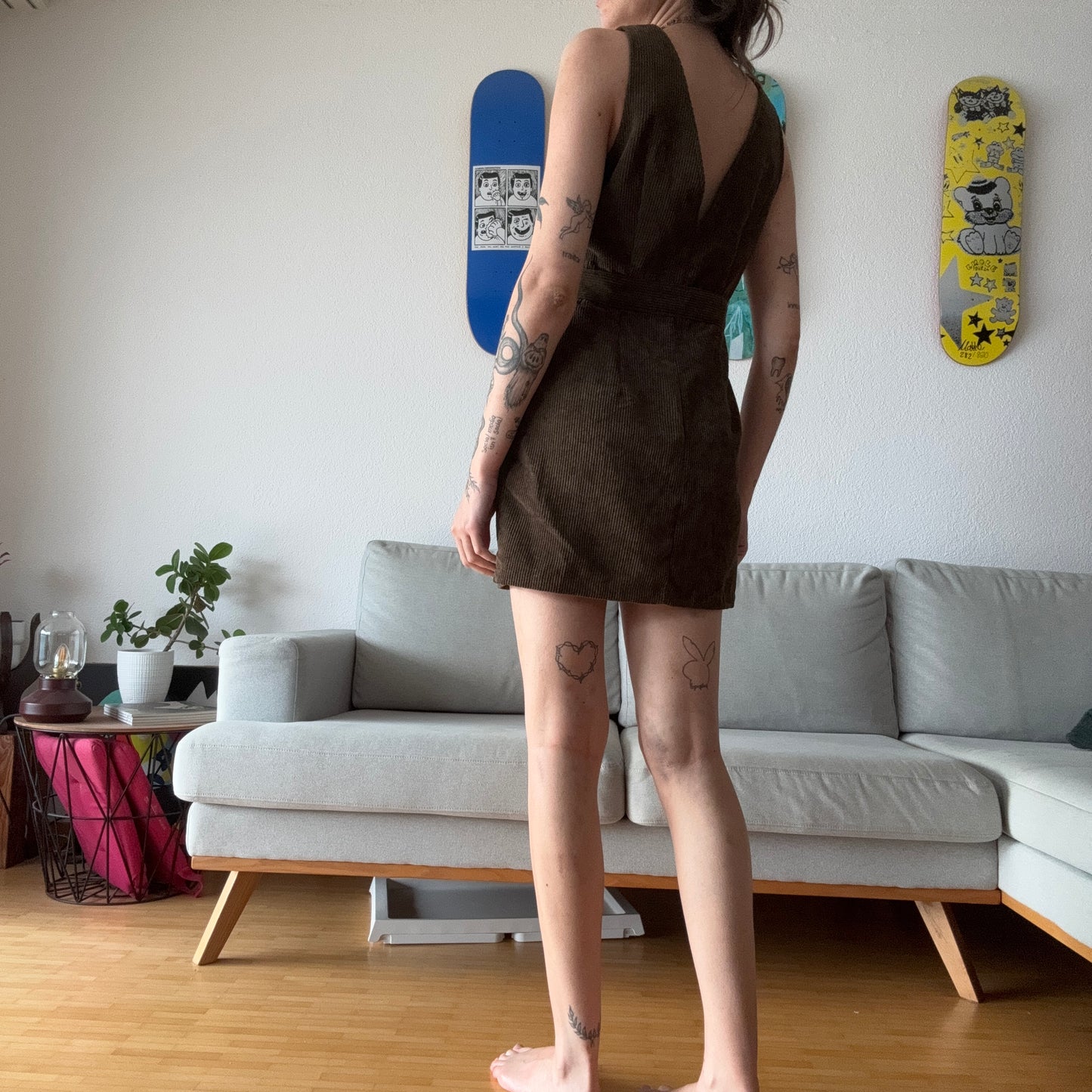 Robe en velours côtelé marron