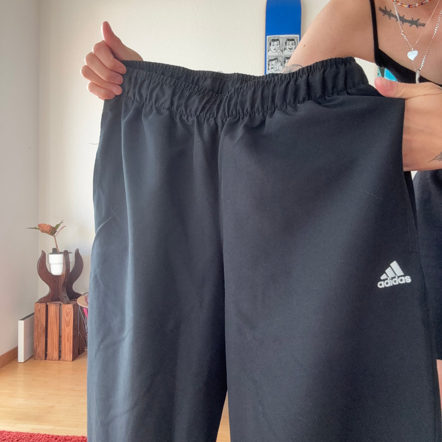 Schwarze Adidas Jogginghose