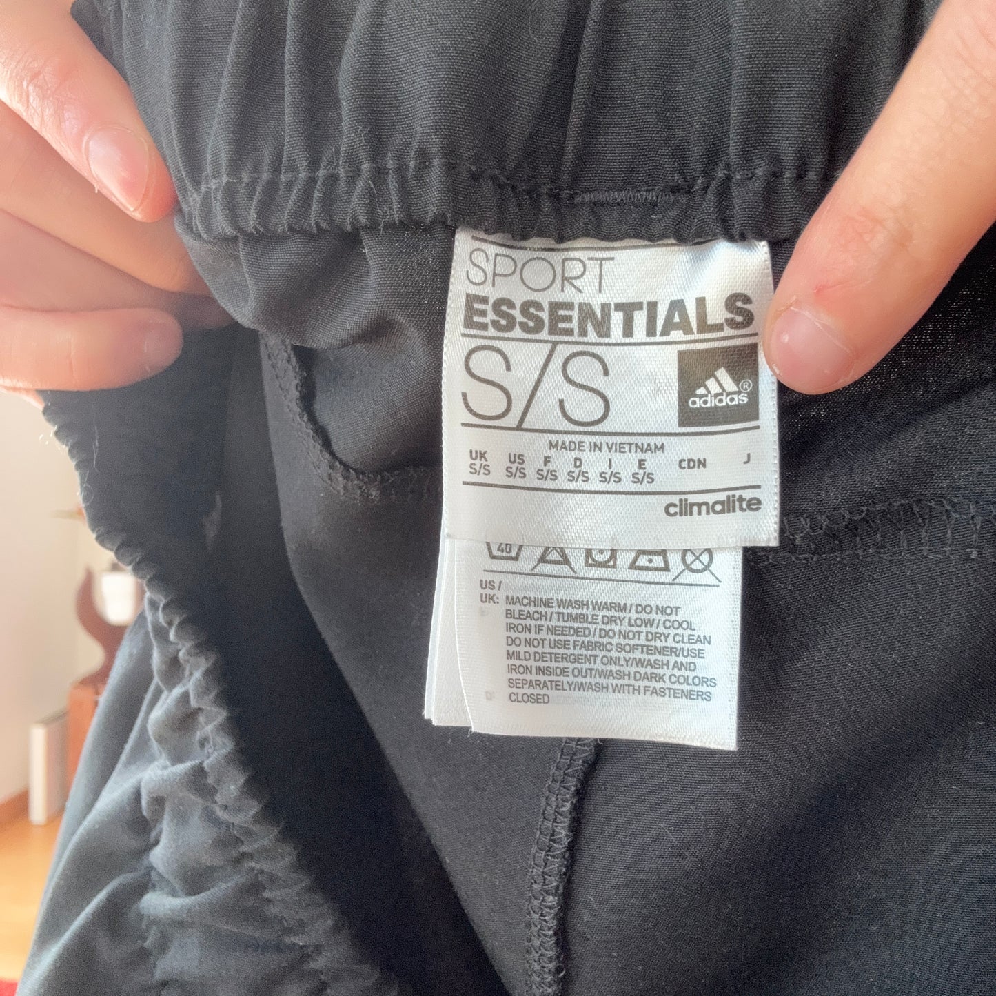 Schwarze Adidas Jogginghose