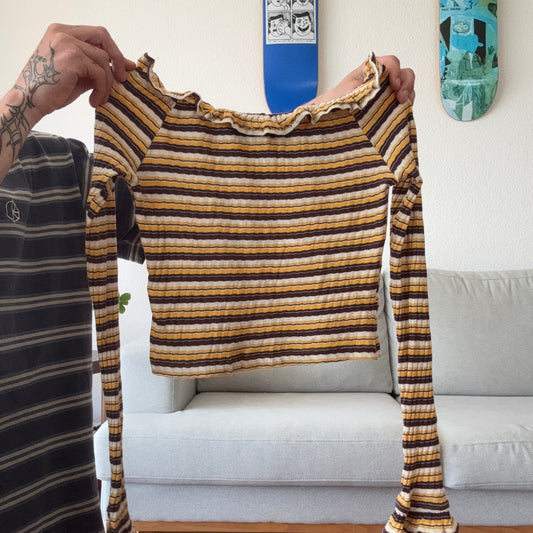 Yellow cropped Longsleeve with red and white stripes | Bern