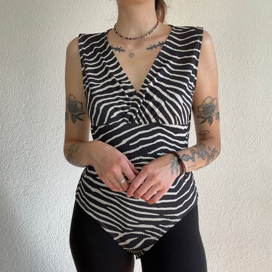 Black and Beige Body | Bern