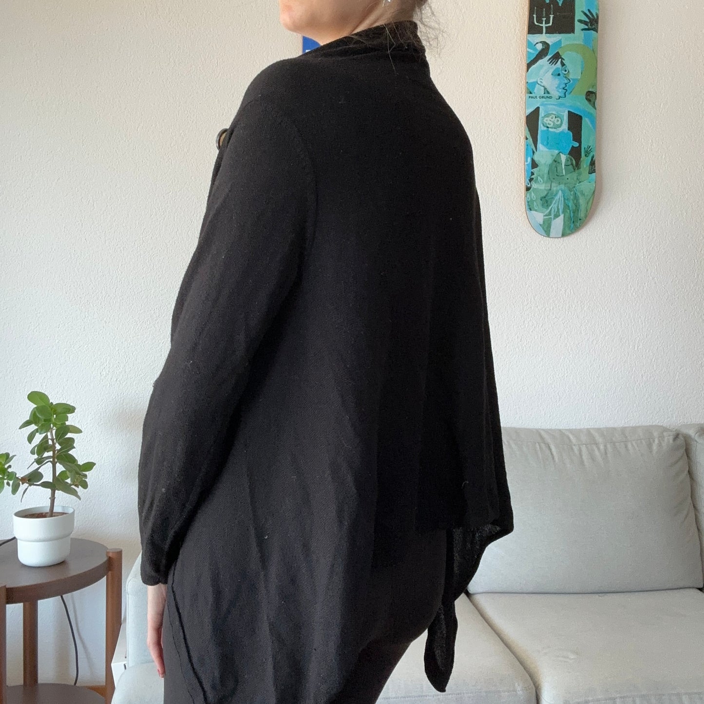 Black Cardigan | Bern