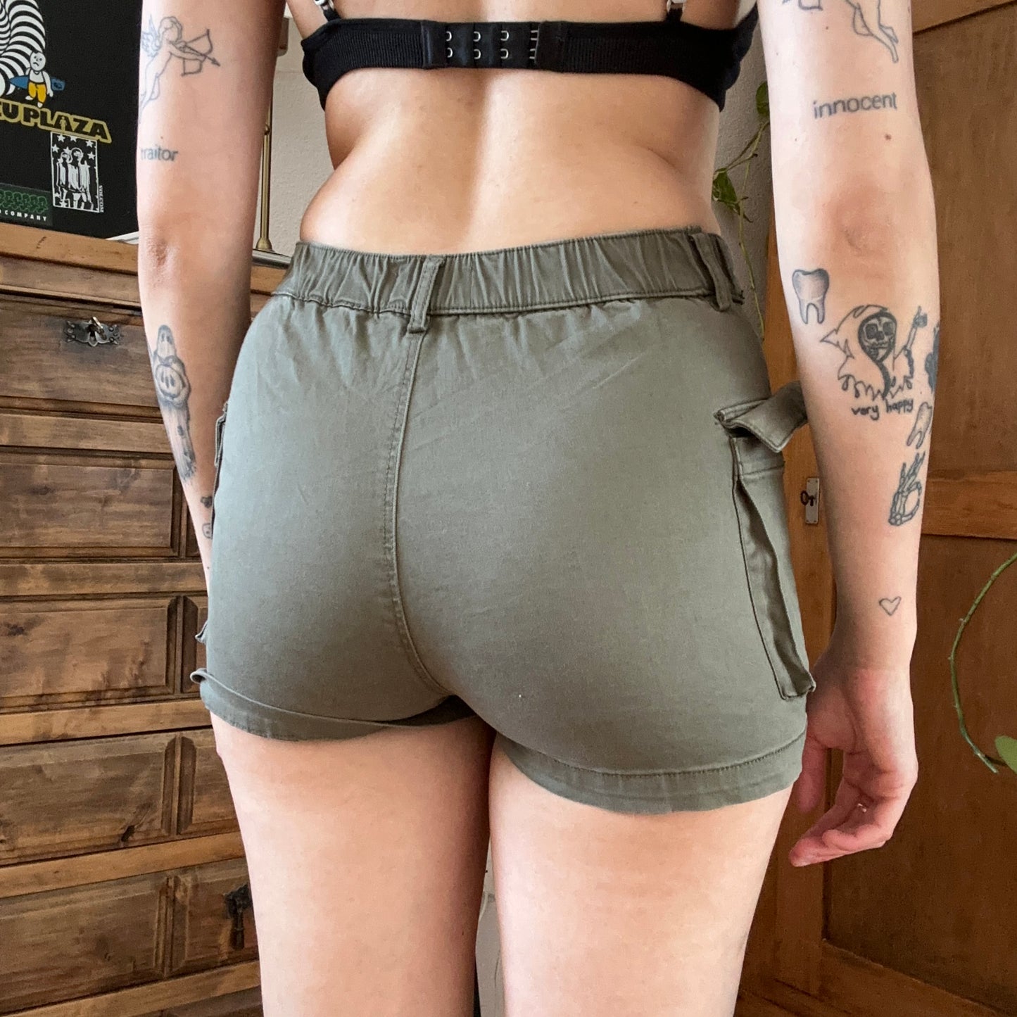 Green Shorts | Neuenegg