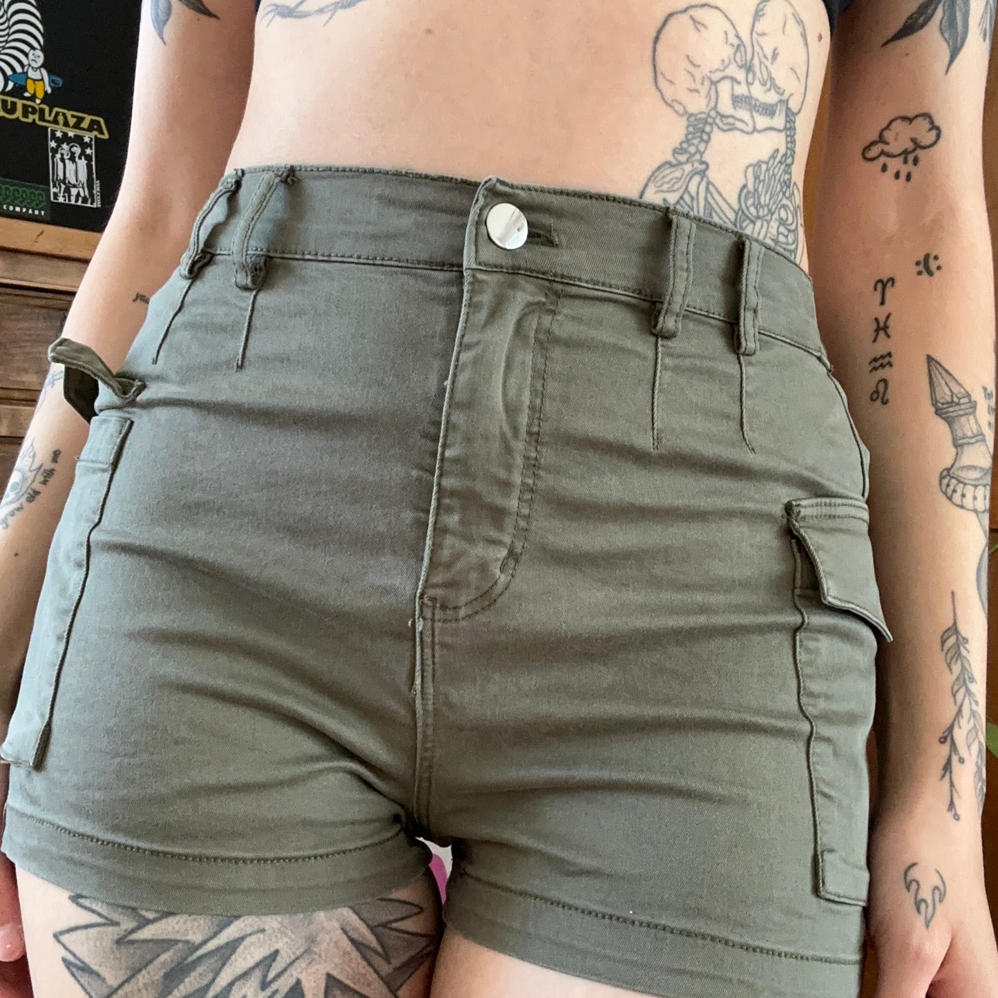 Green Shorts | Neuenegg