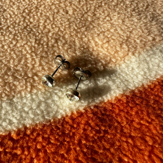 Silver Earrings with fake diamonds