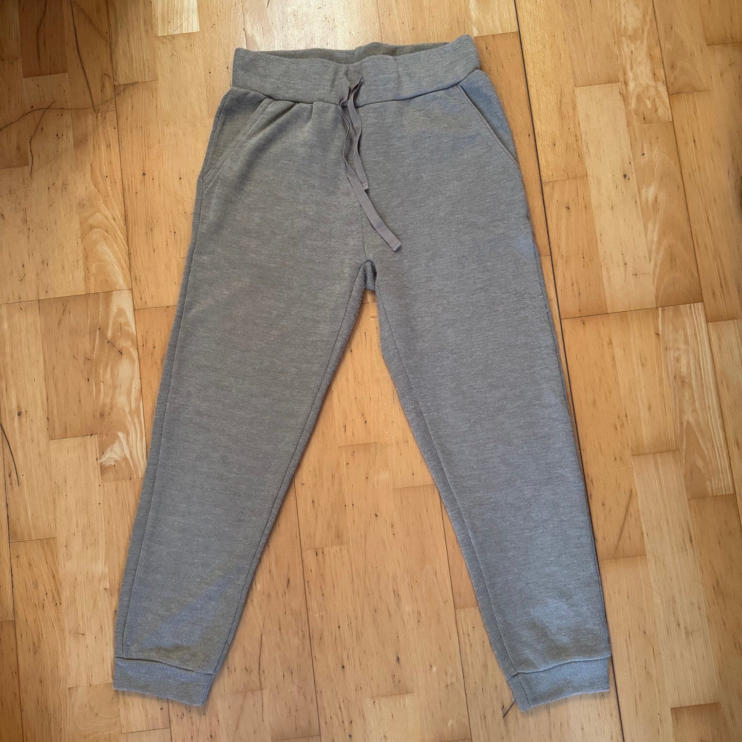 Beige Hose