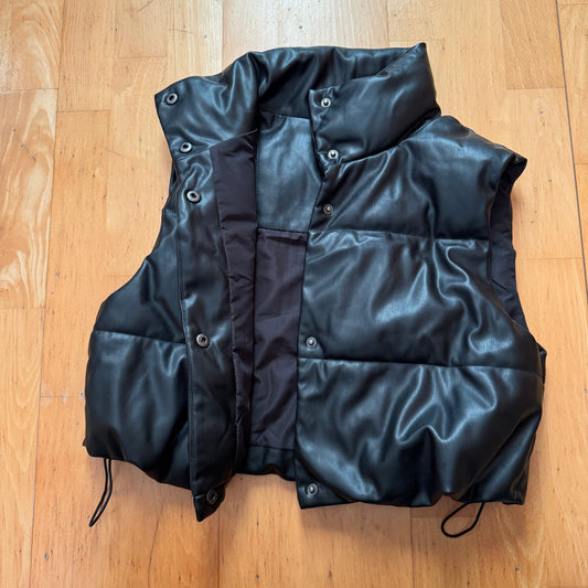 Black Vest|Bern