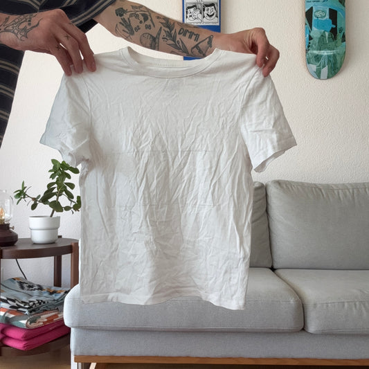 Weißes Basic-Shirt