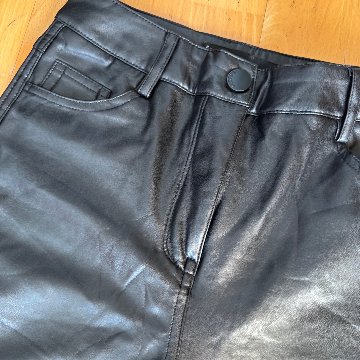 Black Fake Leather Pants|Bern