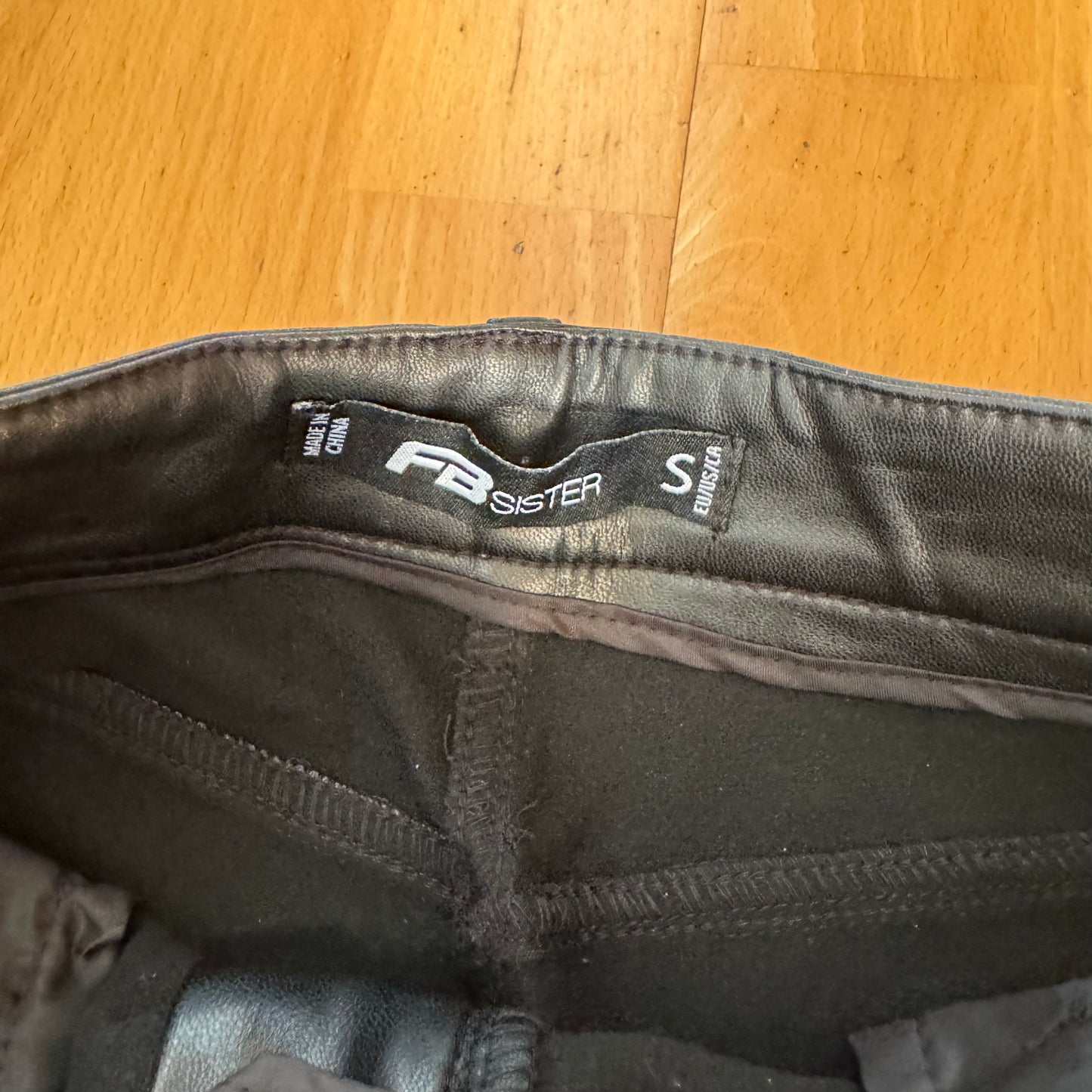 Black Fake Leather Pants|Bern