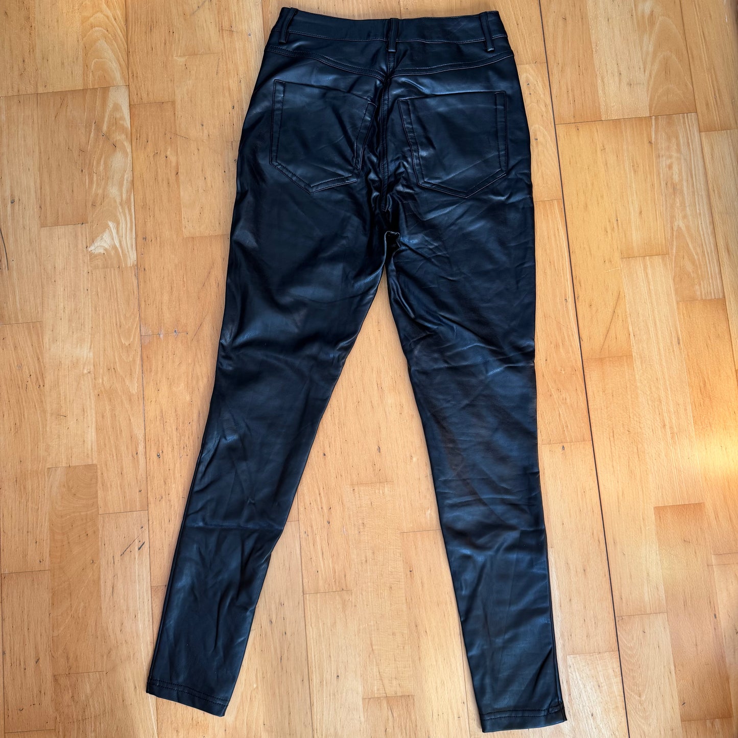 Black Fake Leather Pants|Bern