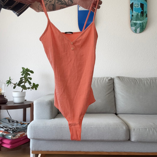 Orangefarbenes Top / Body