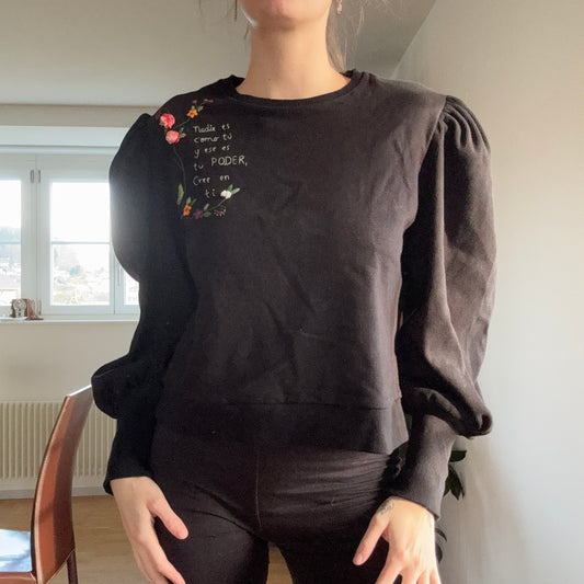 Black Longsleeve with flowers| Bern