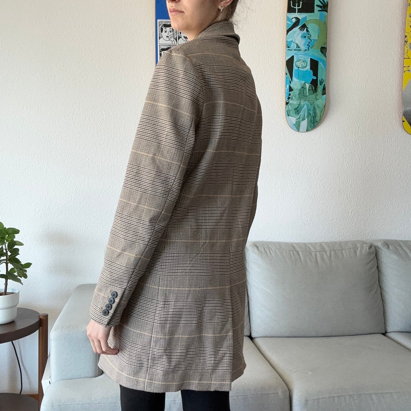 Beige Coat with black and brown stripes | Bern