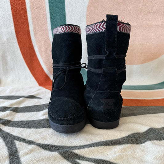 Black Boots | Bern