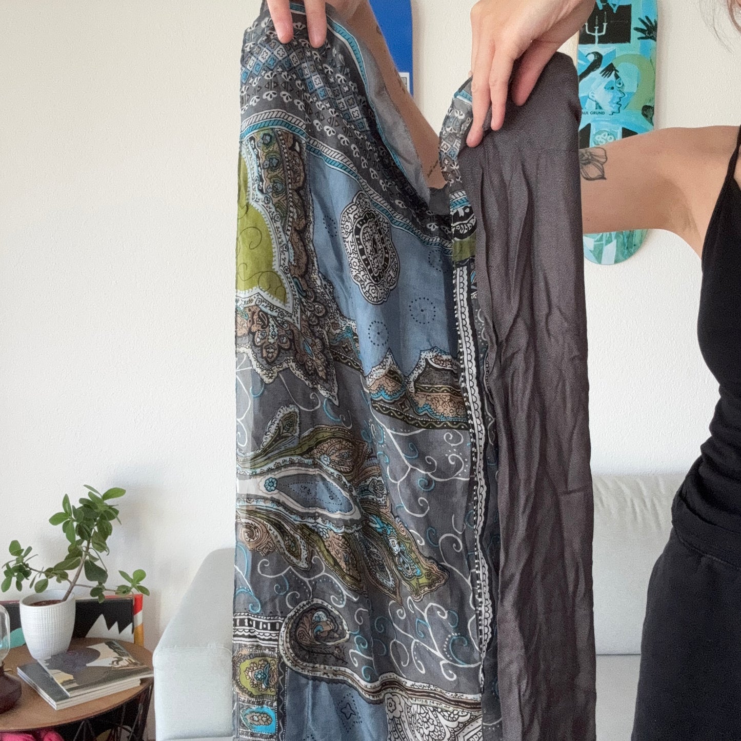 Gray scarf with Blue, white and green pattern