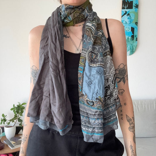 Gray scarf with Blue, white and green pattern