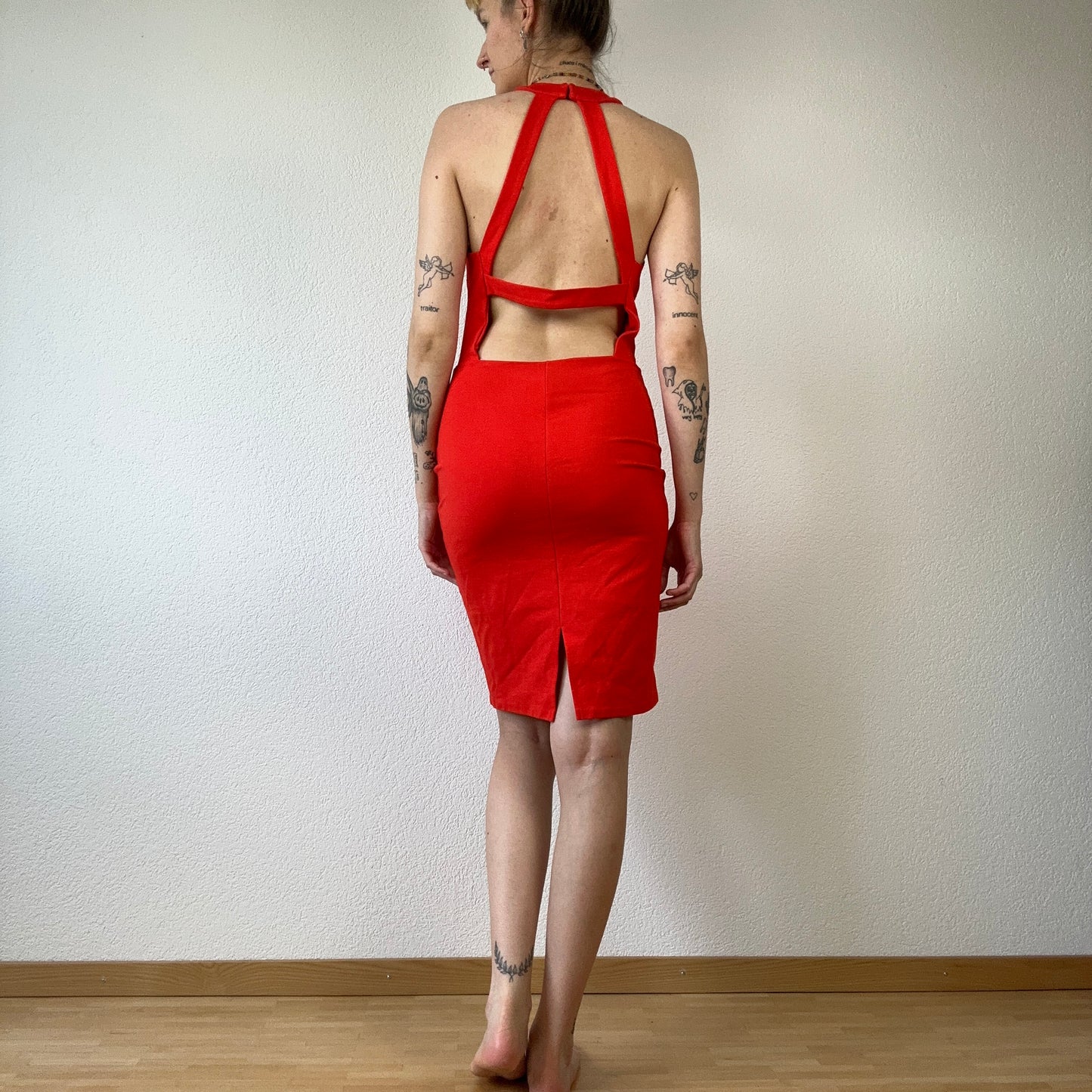 Red Dress | Neuenegg