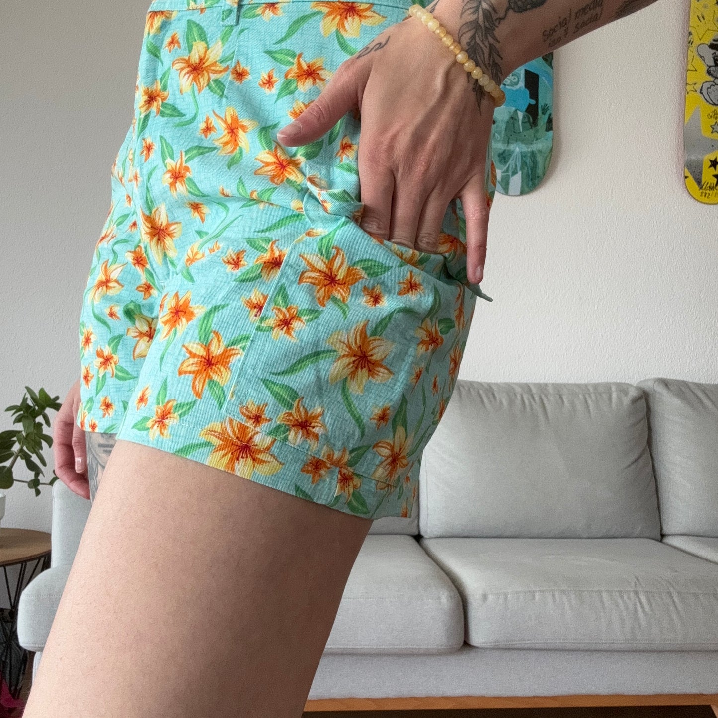 Blue Shorts with orange flowers | Bern