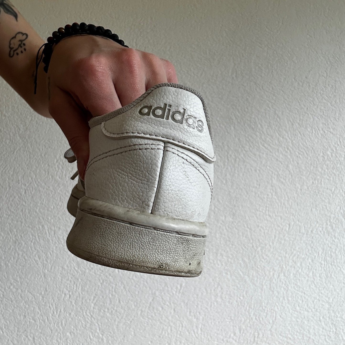 Weiße Adidas