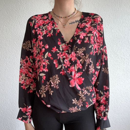 Black Blouse | Bern