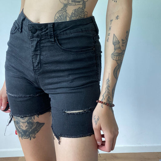 Black Shorts | Bern