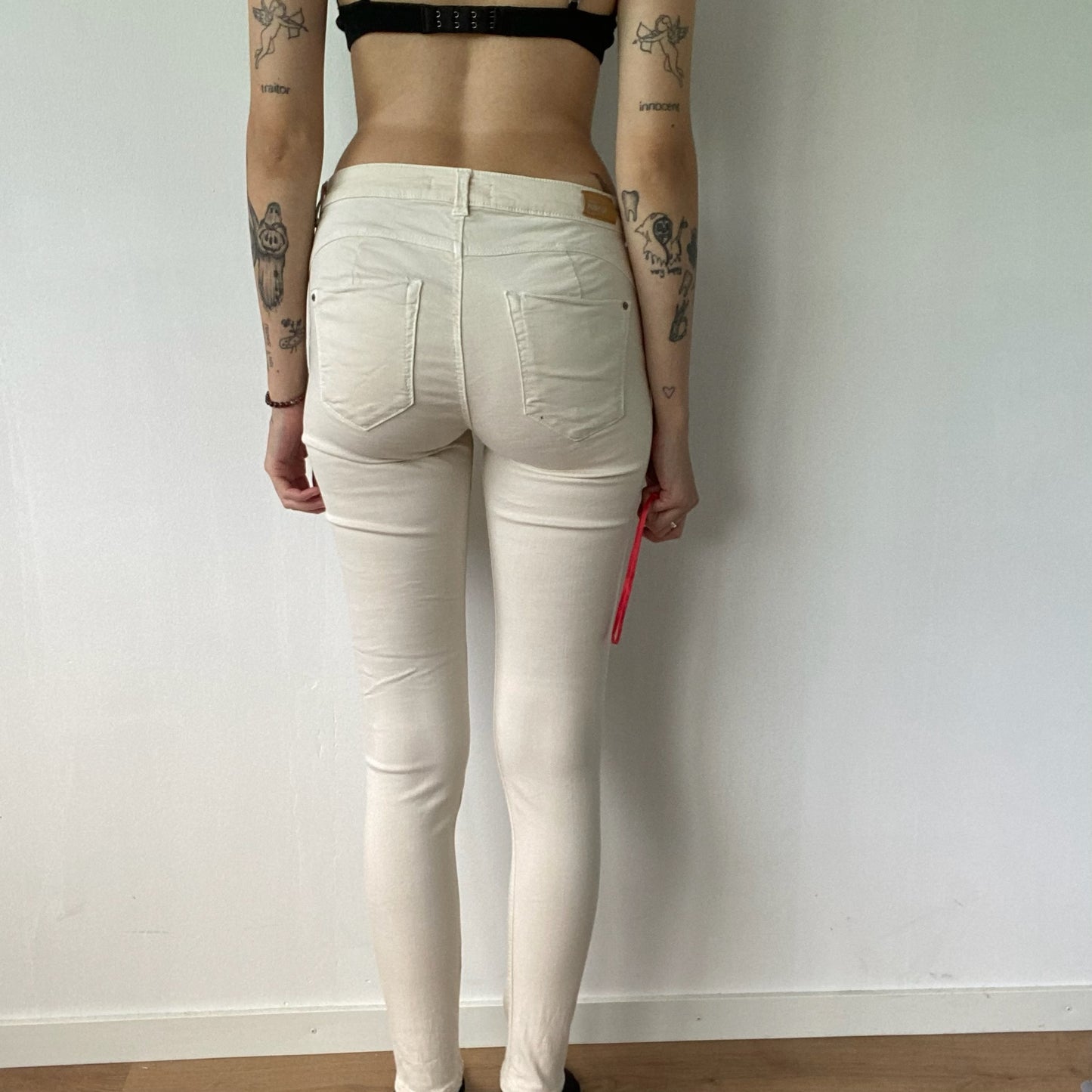 Beige Jeans