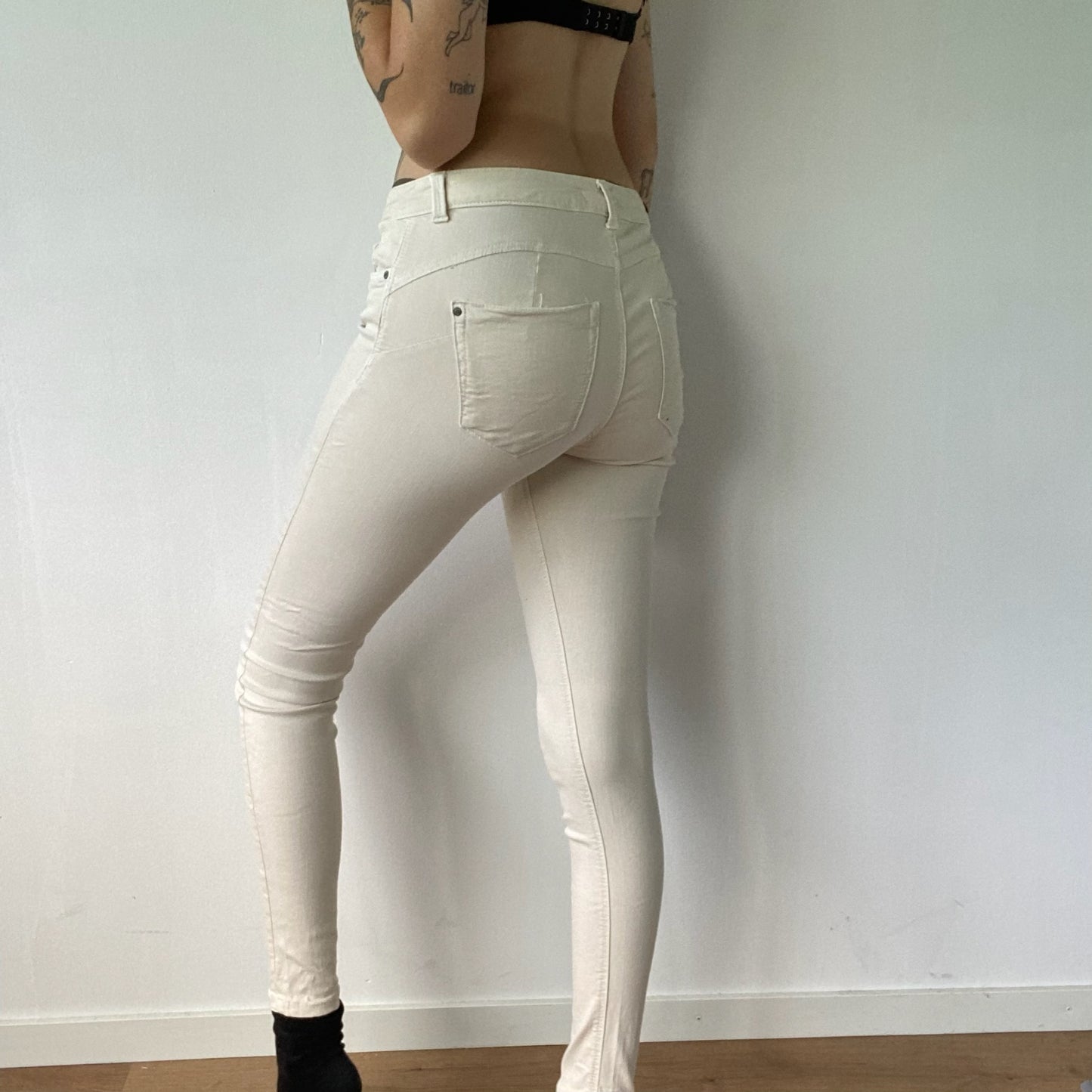 Beige Jeans