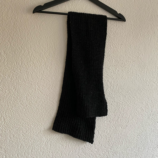 Black Scarf