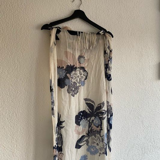 White Scarf blue patterns