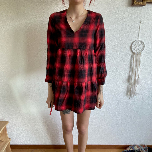 Black and Red Dress | Bern