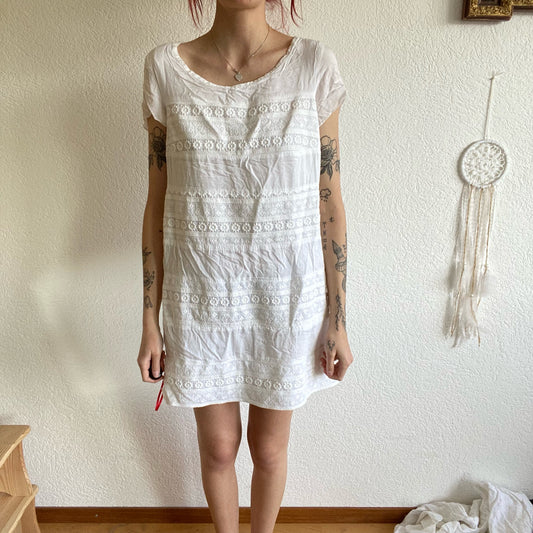 White Dress | Bern