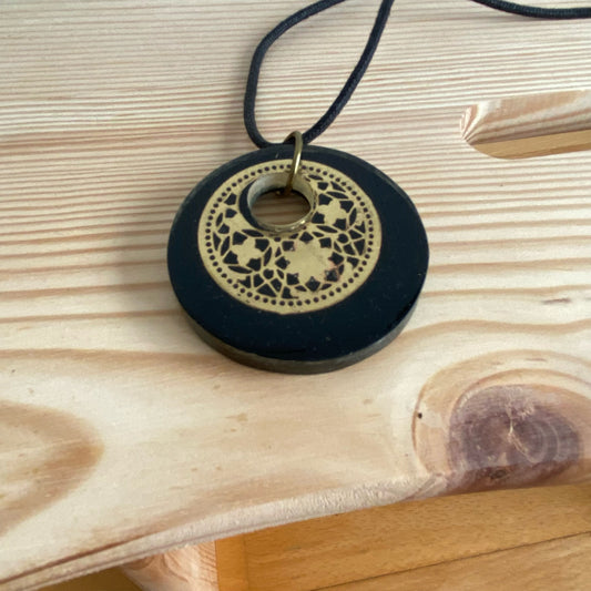 Y2K Black and golden Necklace | Bern