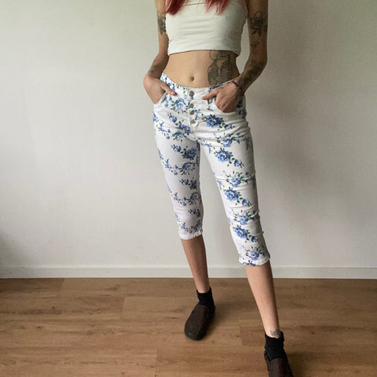 White Capri Jeans