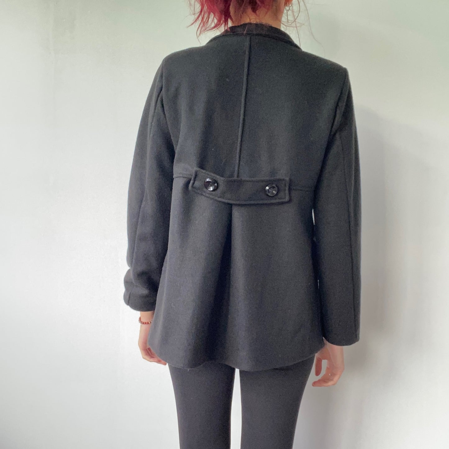 Short Black Coat | Bern