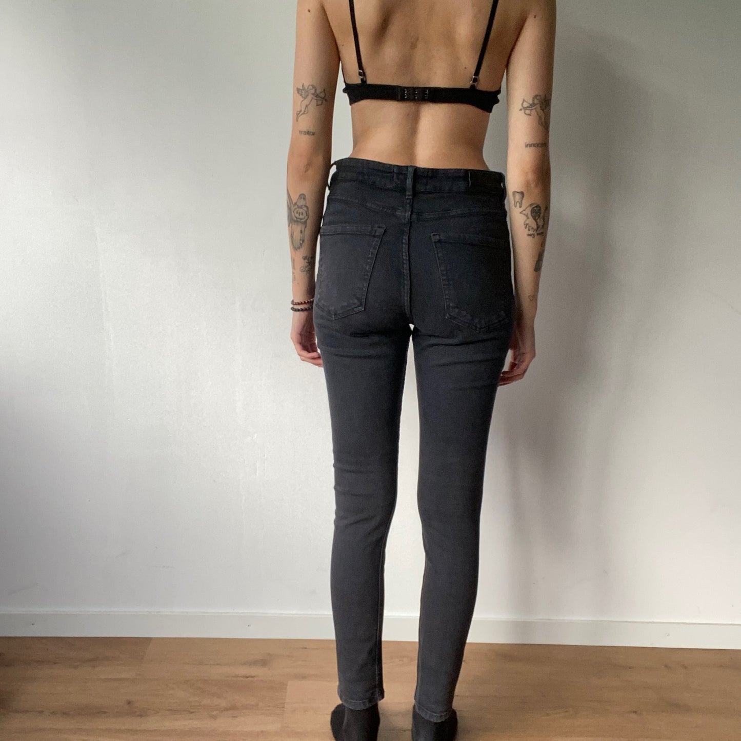 Black Jeans | Bern