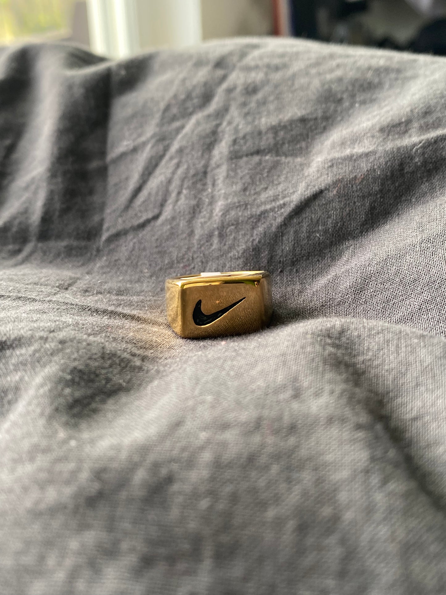 Nike Ring