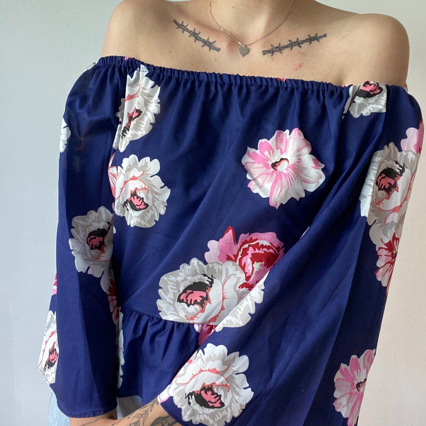 Offshoulder Longsleeve