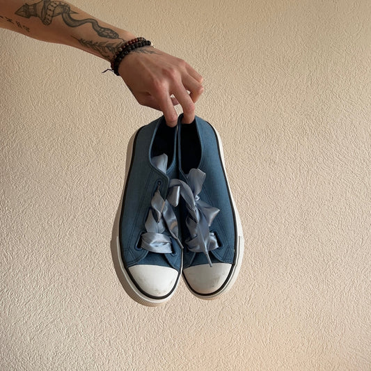 Blue Sneakers | Bern